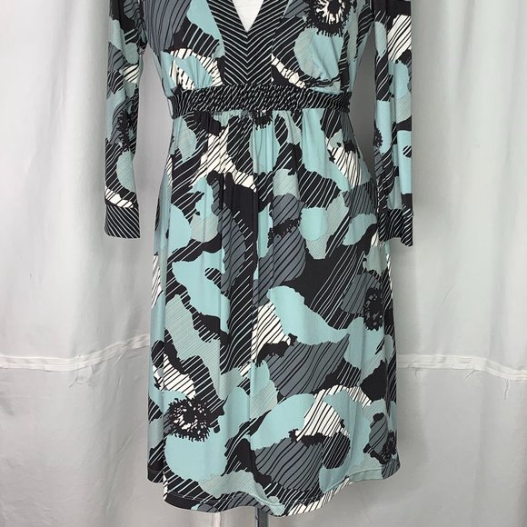 BCBG Max Azria Long Sleeve Dress NWT - Picture 8 of 10